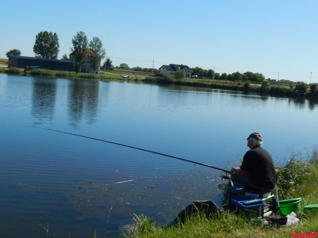 Zawody wędkarskie o puchar prezesa banku