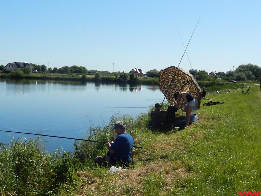 Zawody wędkarskie o puchar prezesa banku