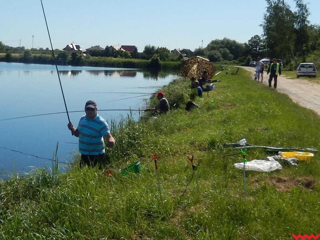 Zawody wędkarskie o puchar prezesa banku