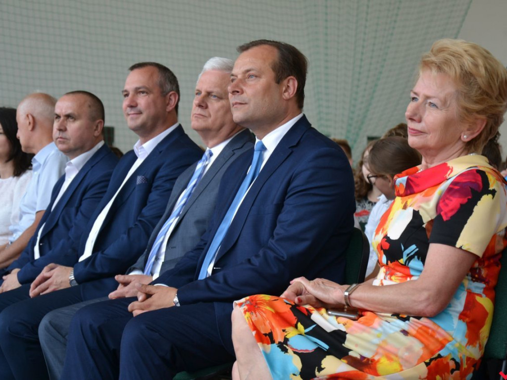 Pierwsi wśród równych. Najlepsi wrzesińscy uczniowie nagrodzeni przez burmistrza