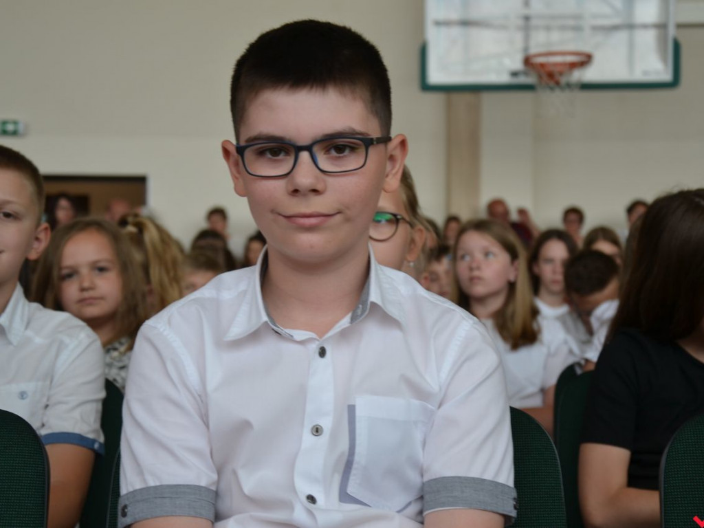 Pierwsi wśród równych. Najlepsi wrzesińscy uczniowie nagrodzeni przez burmistrza
