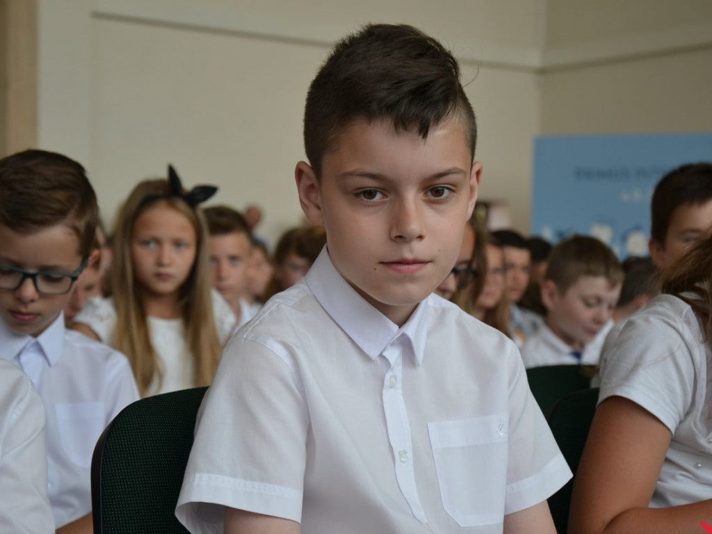 Pierwsi wśród równych. Najlepsi wrzesińscy uczniowie nagrodzeni przez burmistrza