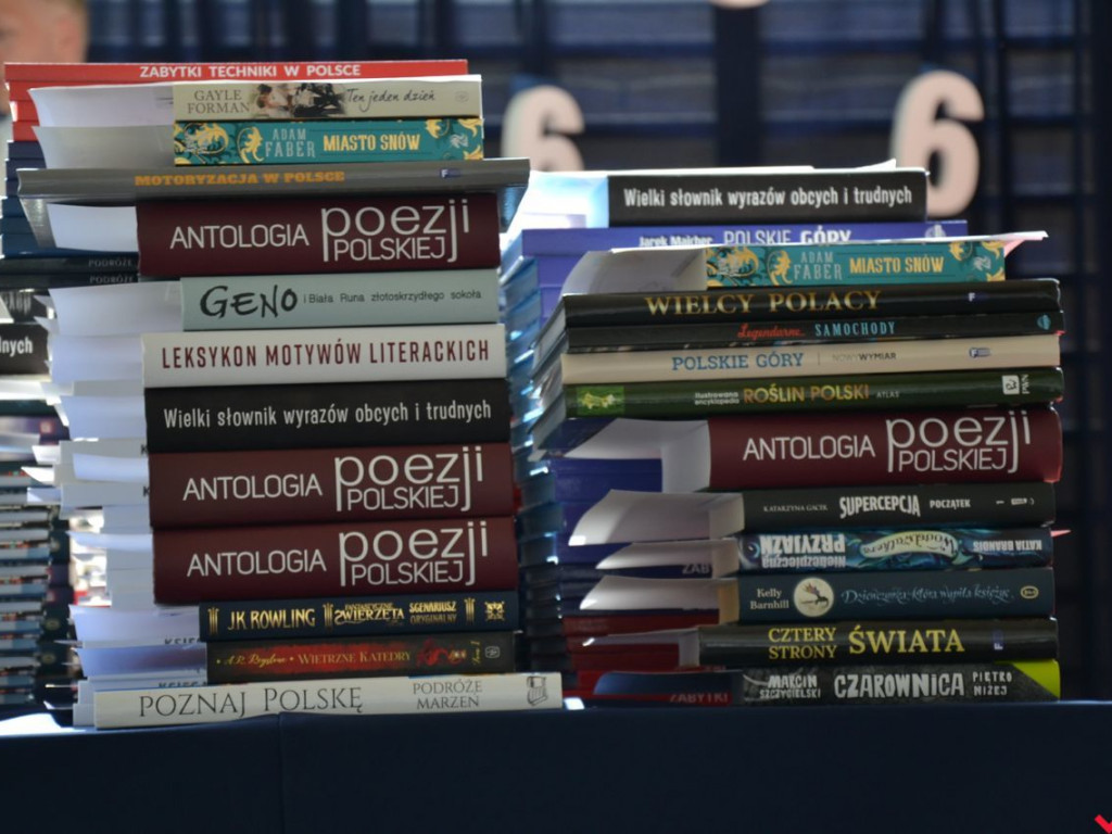 Pierwsi wśród równych. Najlepsi wrzesińscy uczniowie nagrodzeni przez burmistrza