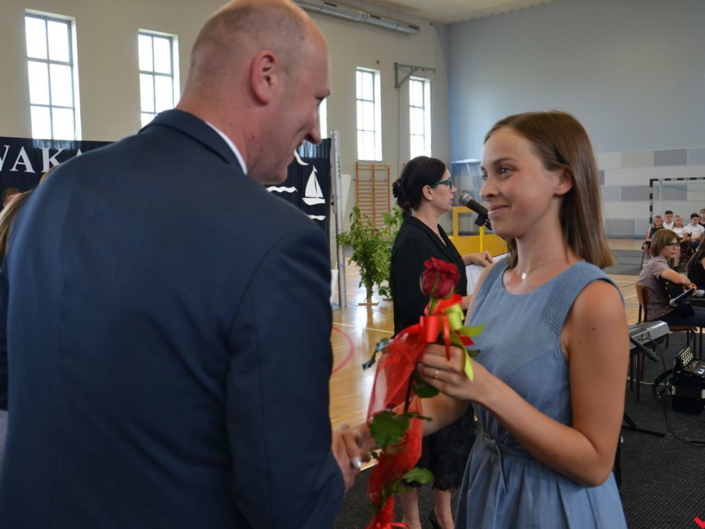 Burmistrz Miłosławia wręczył stypendia najzdolniejszym uczniom