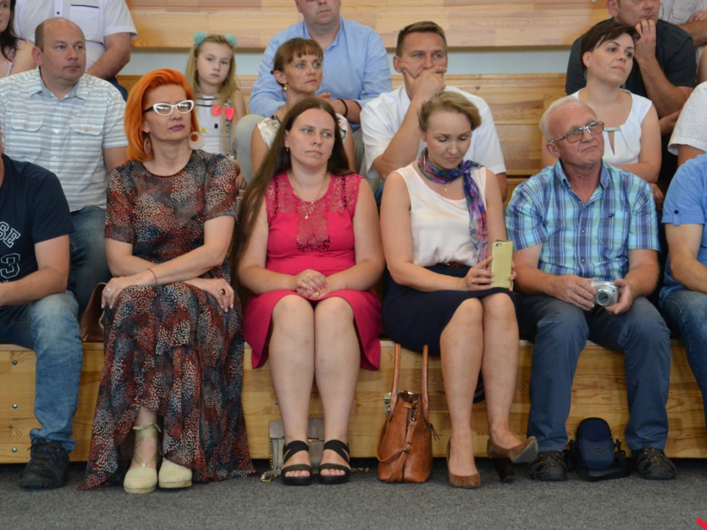 Burmistrz Miłosławia wręczył stypendia najzdolniejszym uczniom