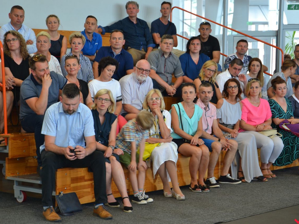 Burmistrz Miłosławia wręczył stypendia najzdolniejszym uczniom