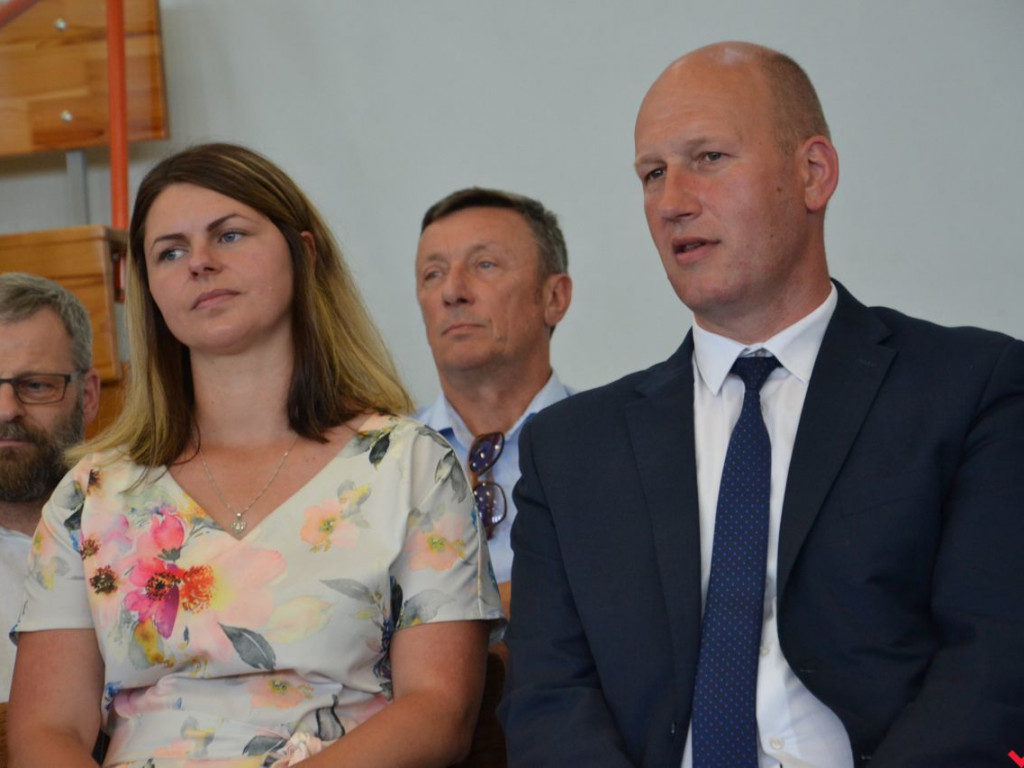 Burmistrz Miłosławia wręczył stypendia najzdolniejszym uczniom