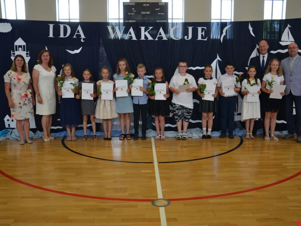 Burmistrz Miłosławia wręczył stypendia najzdolniejszym uczniom