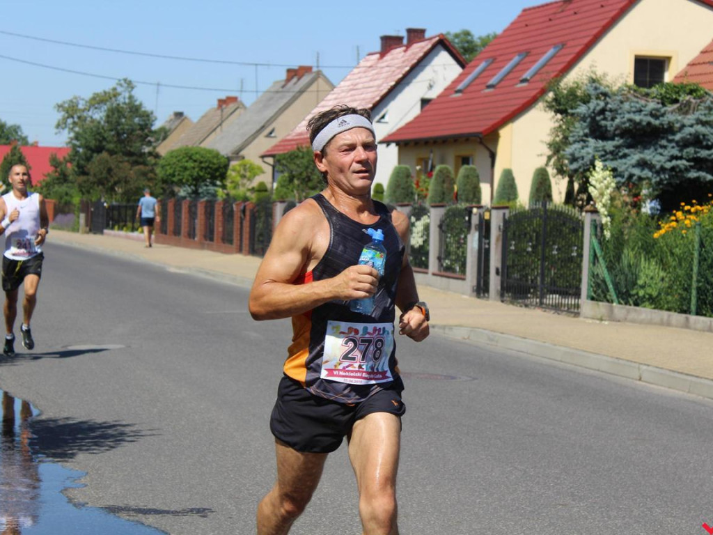 Patelnia na nekielskich drogach podczas Biegu do Lata. Po raz drugi triumfuje Ukrainiec