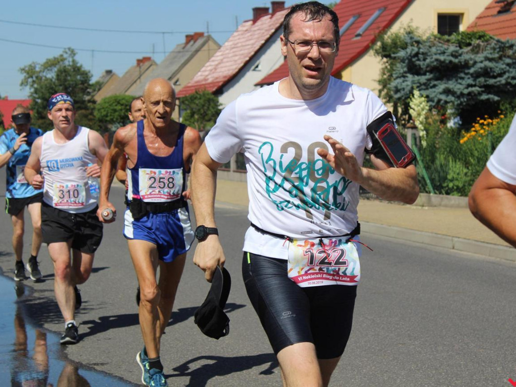 Patelnia na nekielskich drogach podczas Biegu do Lata. Po raz drugi triumfuje Ukrainiec