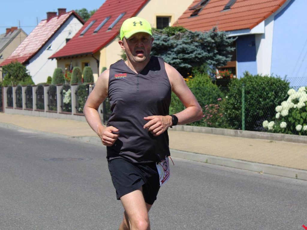 Patelnia na nekielskich drogach podczas Biegu do Lata. Po raz drugi triumfuje Ukrainiec