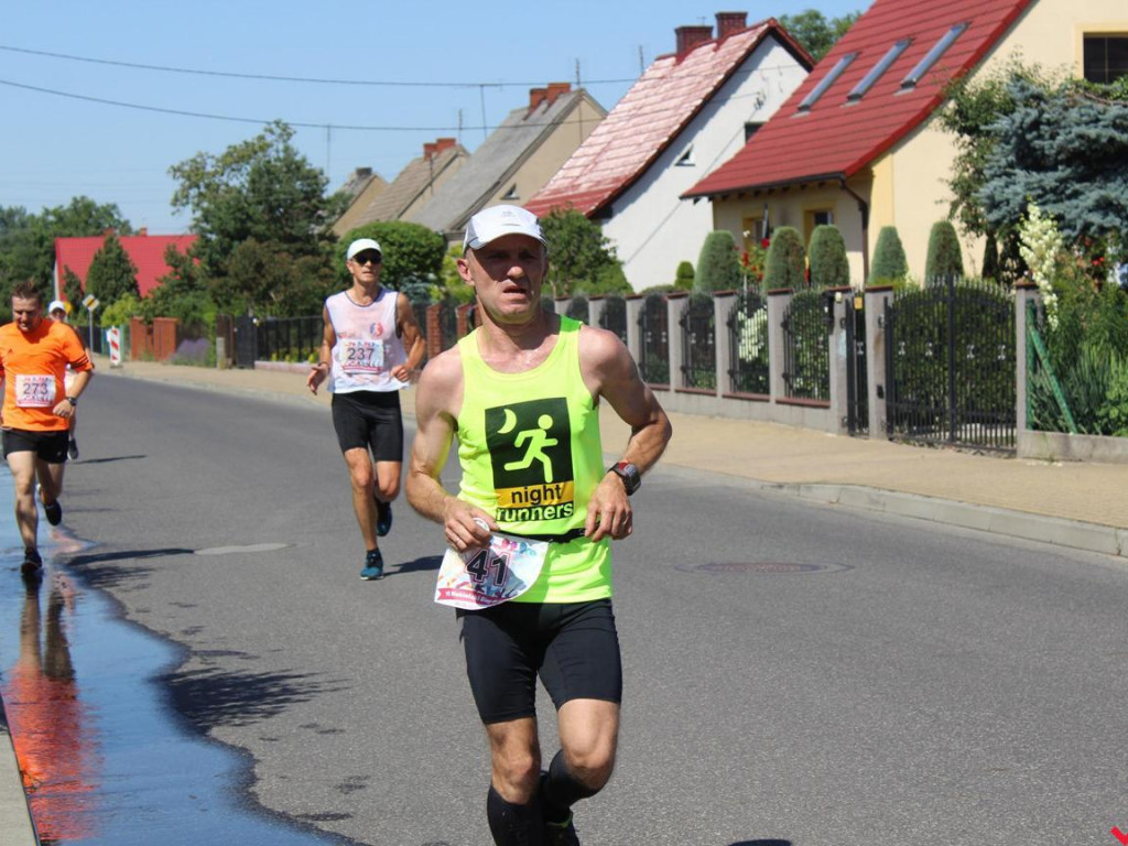 Patelnia na nekielskich drogach podczas Biegu do Lata. Po raz drugi triumfuje Ukrainiec
