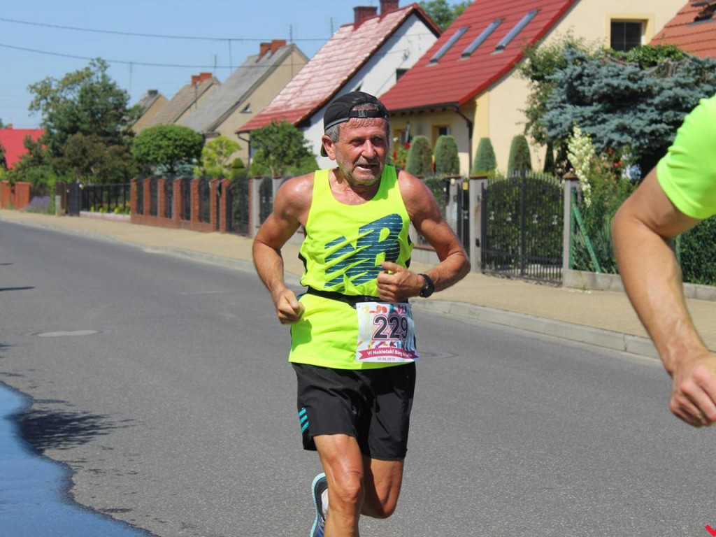 Patelnia na nekielskich drogach podczas Biegu do Lata. Po raz drugi triumfuje Ukrainiec