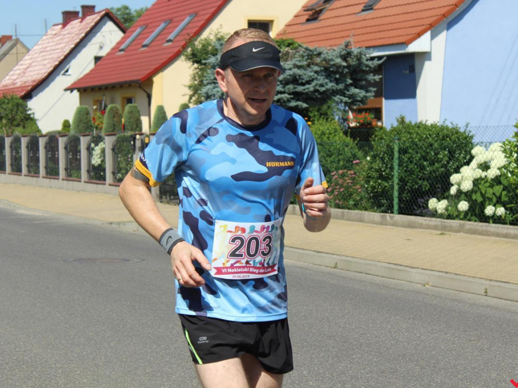 Patelnia na nekielskich drogach podczas Biegu do Lata. Po raz drugi triumfuje Ukrainiec