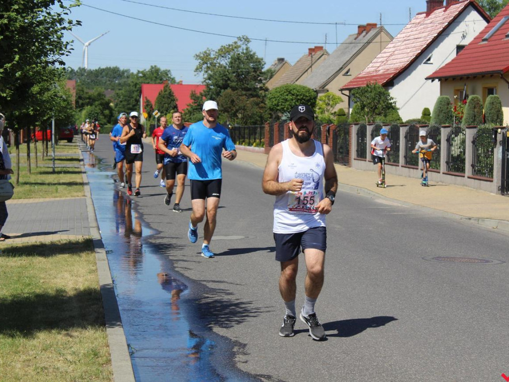 Patelnia na nekielskich drogach podczas Biegu do Lata. Po raz drugi triumfuje Ukrainiec