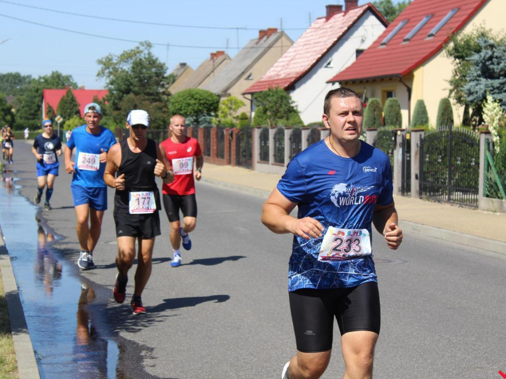 Patelnia na nekielskich drogach podczas Biegu do Lata. Po raz drugi triumfuje Ukrainiec