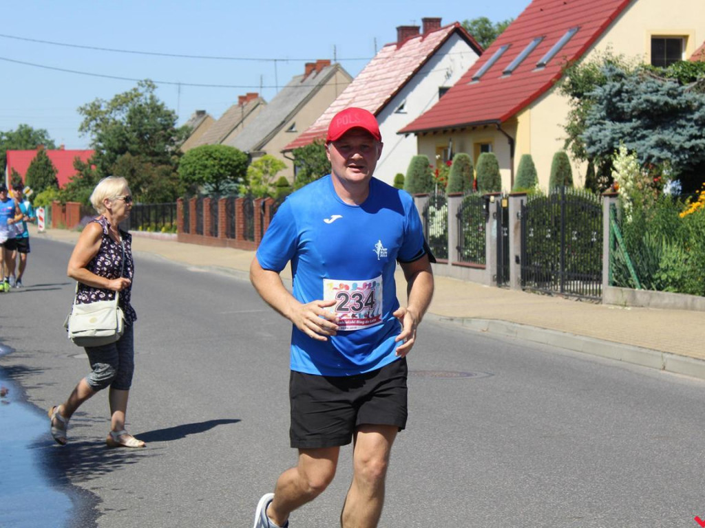 Patelnia na nekielskich drogach podczas Biegu do Lata. Po raz drugi triumfuje Ukrainiec