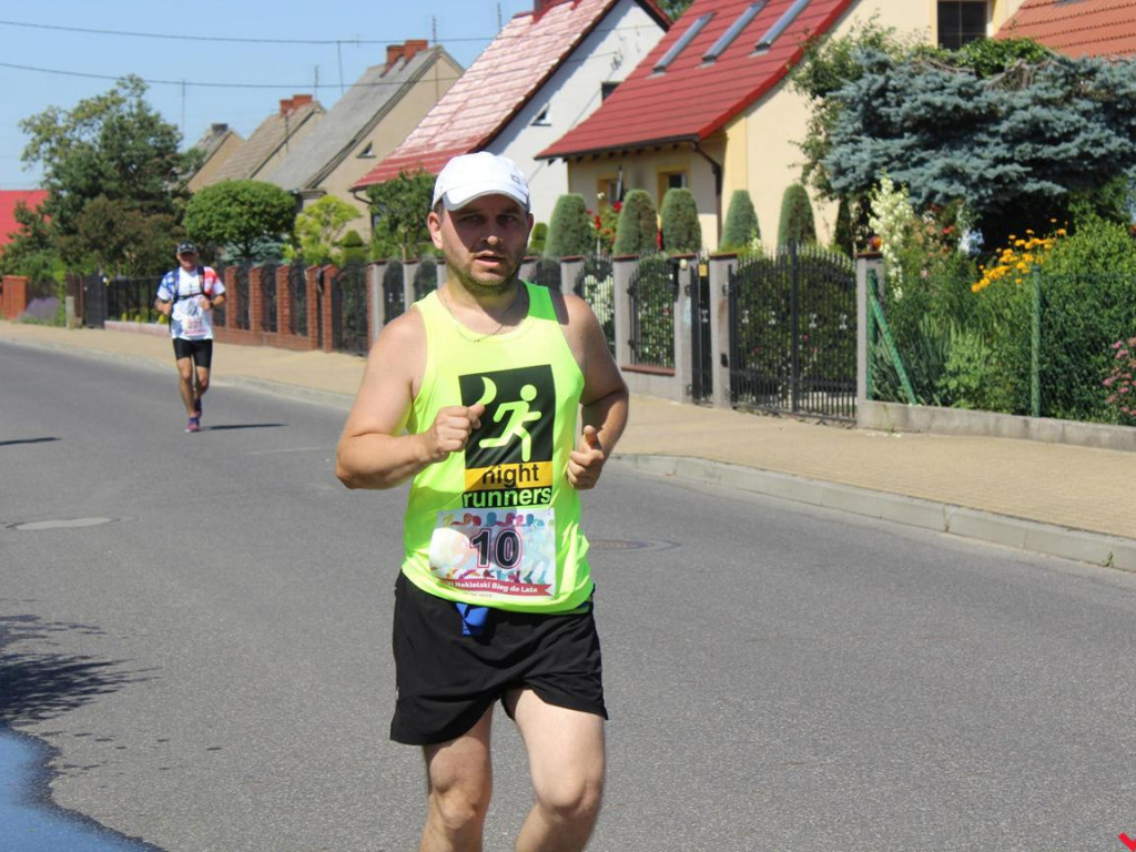 Patelnia na nekielskich drogach podczas Biegu do Lata. Po raz drugi triumfuje Ukrainiec