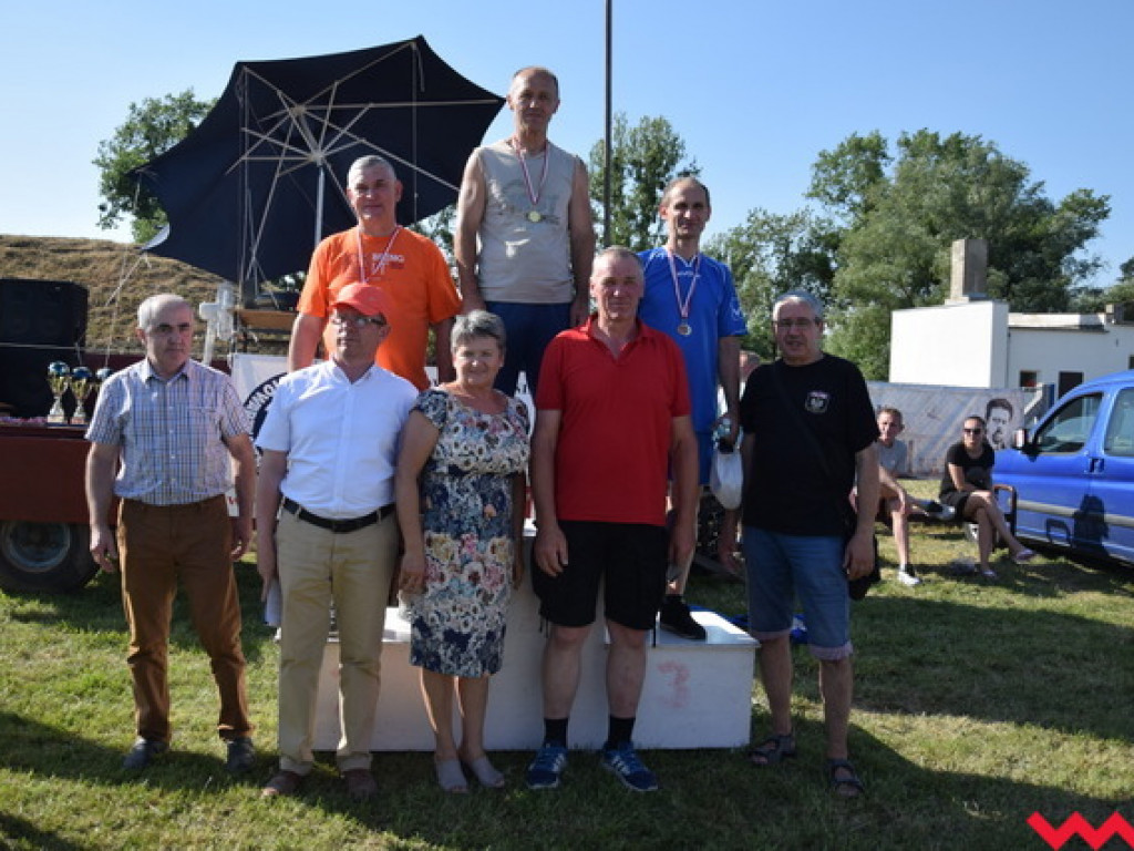 Cieśle Małe i sołtys Karol Szkudlarek z Gozdowa wygrali gorący pojedynek w Bieganowie