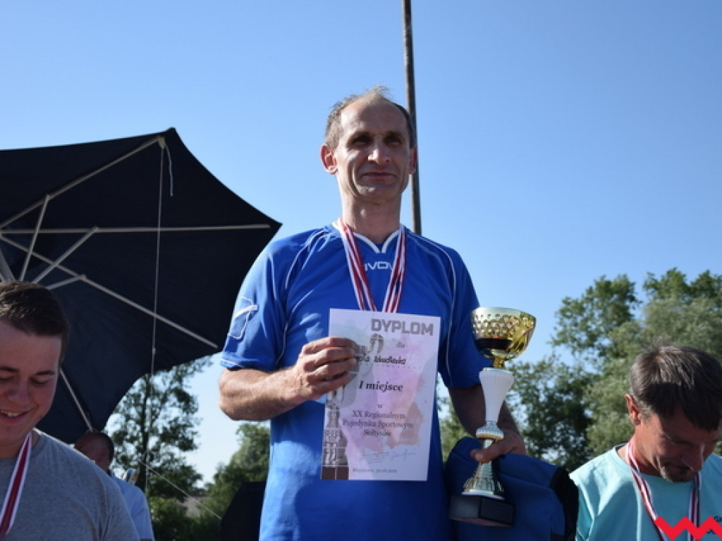 Cieśle Małe i sołtys Karol Szkudlarek z Gozdowa wygrali gorący pojedynek w Bieganowie