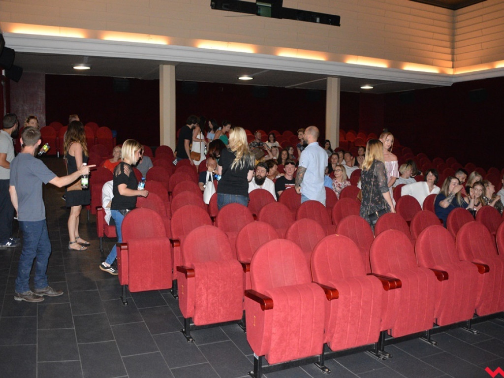 Ogromne zainteresowanie premierą „Otchłani”. Film wrześnianina w kinie Rialto