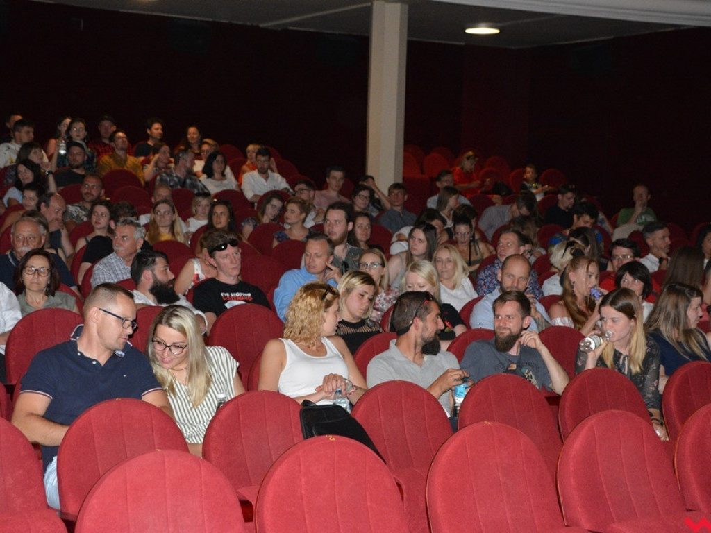 Ogromne zainteresowanie premierą „Otchłani”. Film wrześnianina w kinie Rialto