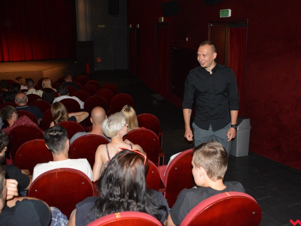 Ogromne zainteresowanie premierą „Otchłani”. Film wrześnianina w kinie Rialto