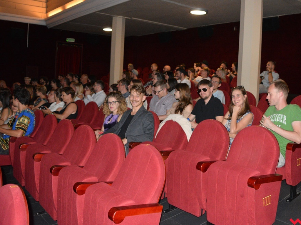 Ogromne zainteresowanie premierą „Otchłani”. Film wrześnianina w kinie Rialto