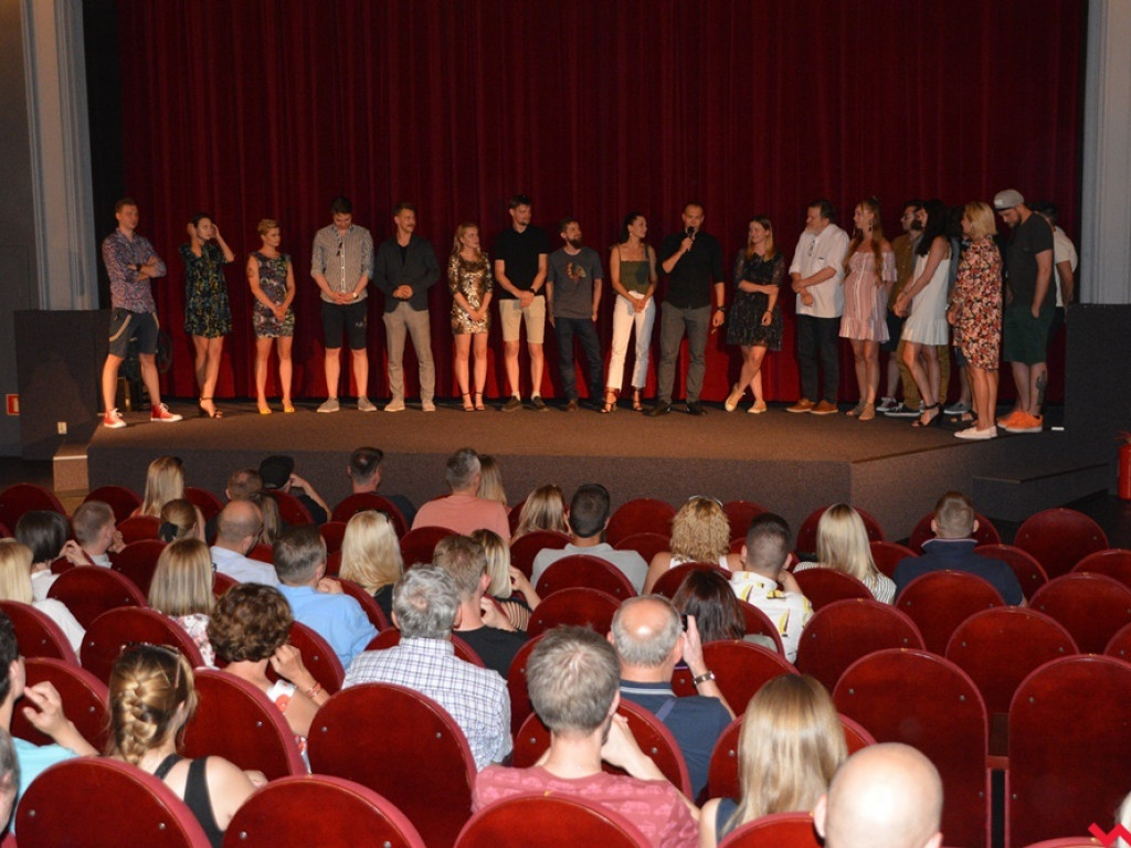 Ogromne zainteresowanie premierą „Otchłani”. Film wrześnianina w kinie Rialto