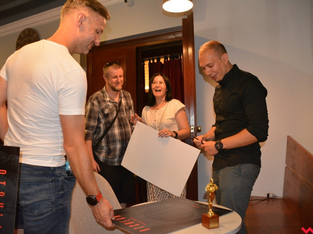 Ogromne zainteresowanie premierą „Otchłani”. Film wrześnianina w kinie Rialto