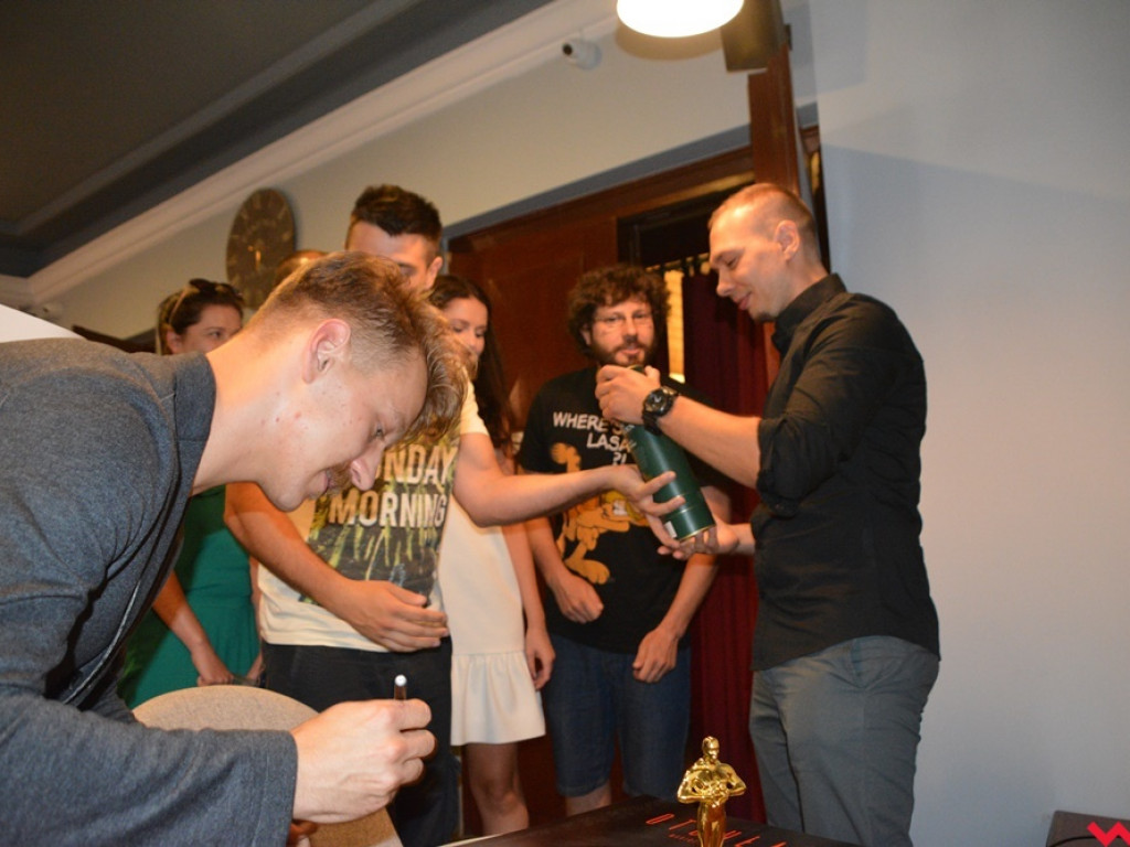 Ogromne zainteresowanie premierą „Otchłani”. Film wrześnianina w kinie Rialto