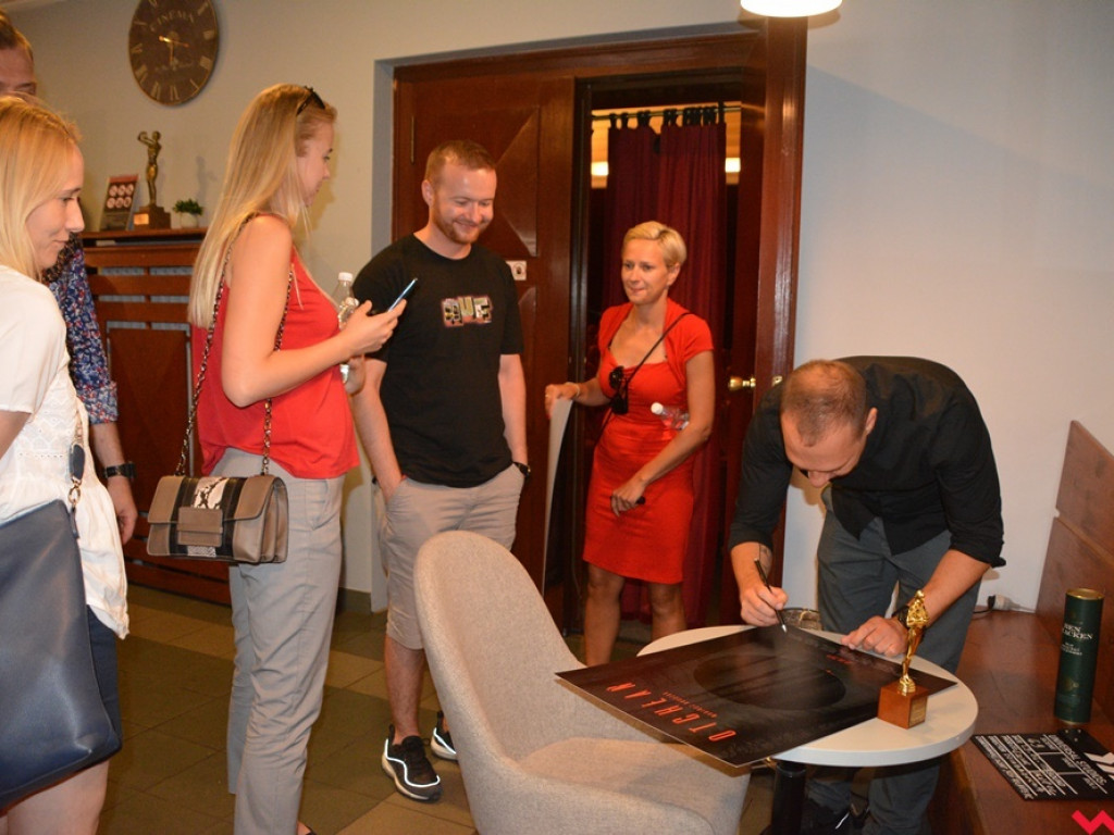 Ogromne zainteresowanie premierą „Otchłani”. Film wrześnianina w kinie Rialto