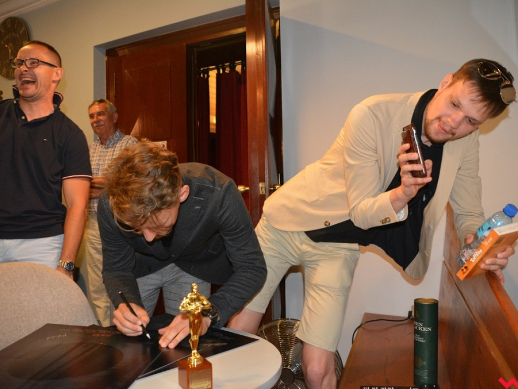 Ogromne zainteresowanie premierą „Otchłani”. Film wrześnianina w kinie Rialto