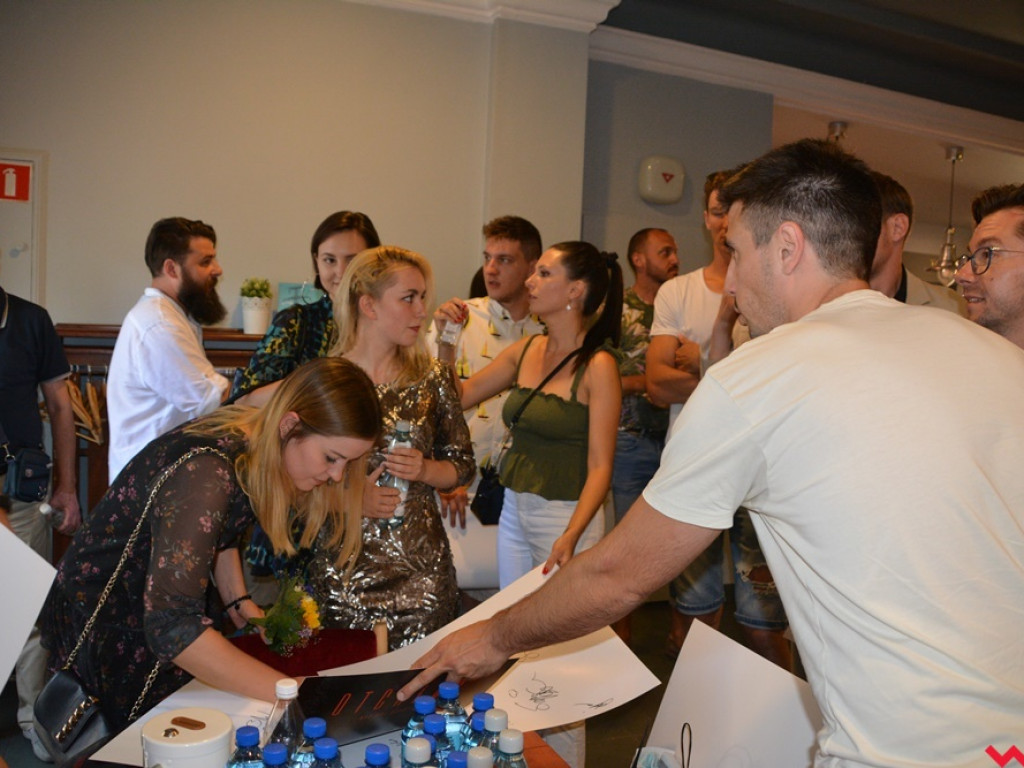 Ogromne zainteresowanie premierą „Otchłani”. Film wrześnianina w kinie Rialto