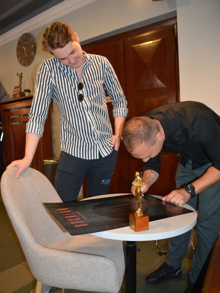 Ogromne zainteresowanie premierą „Otchłani”. Film wrześnianina w kinie Rialto