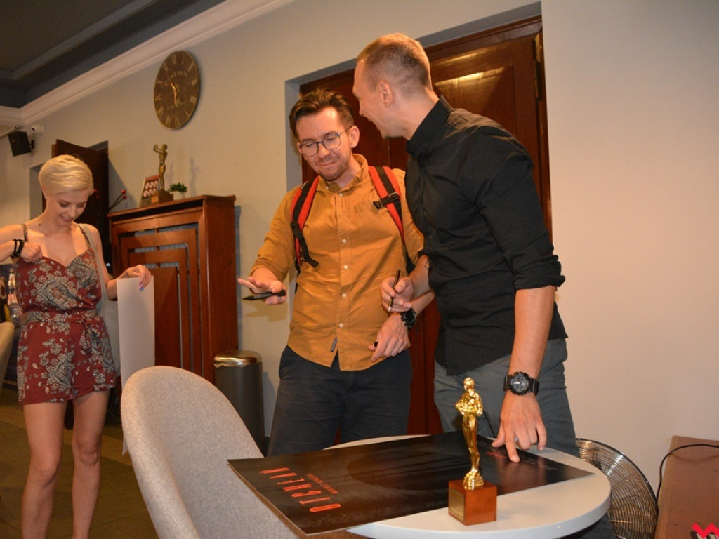 Ogromne zainteresowanie premierą „Otchłani”. Film wrześnianina w kinie Rialto