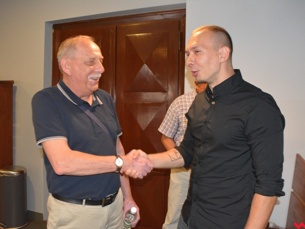 Ogromne zainteresowanie premierą „Otchłani”. Film wrześnianina w kinie Rialto