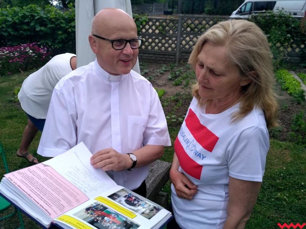 Wędrówka do Jerozolimy przerwana. Pielgrzym trafił do szpitala