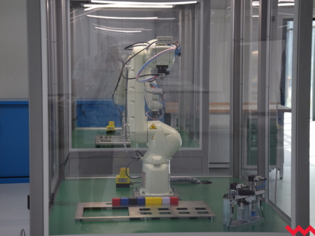 Akt założycielski szkoły i nowe roboty w Grzymysławicach