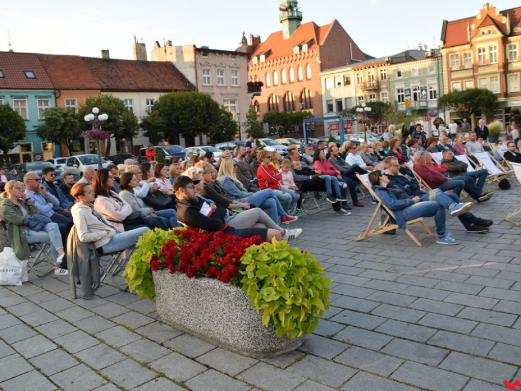 Jazzowa elegancja na wrzesińskim rynku