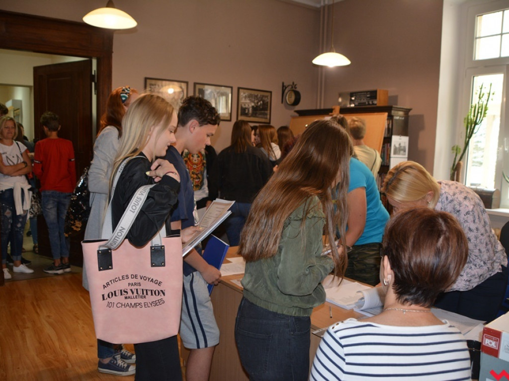 Znamy wyniki naboru do szkół ponadpodstawowych 2019. Nie wszyscy mają powody do zadowolenia