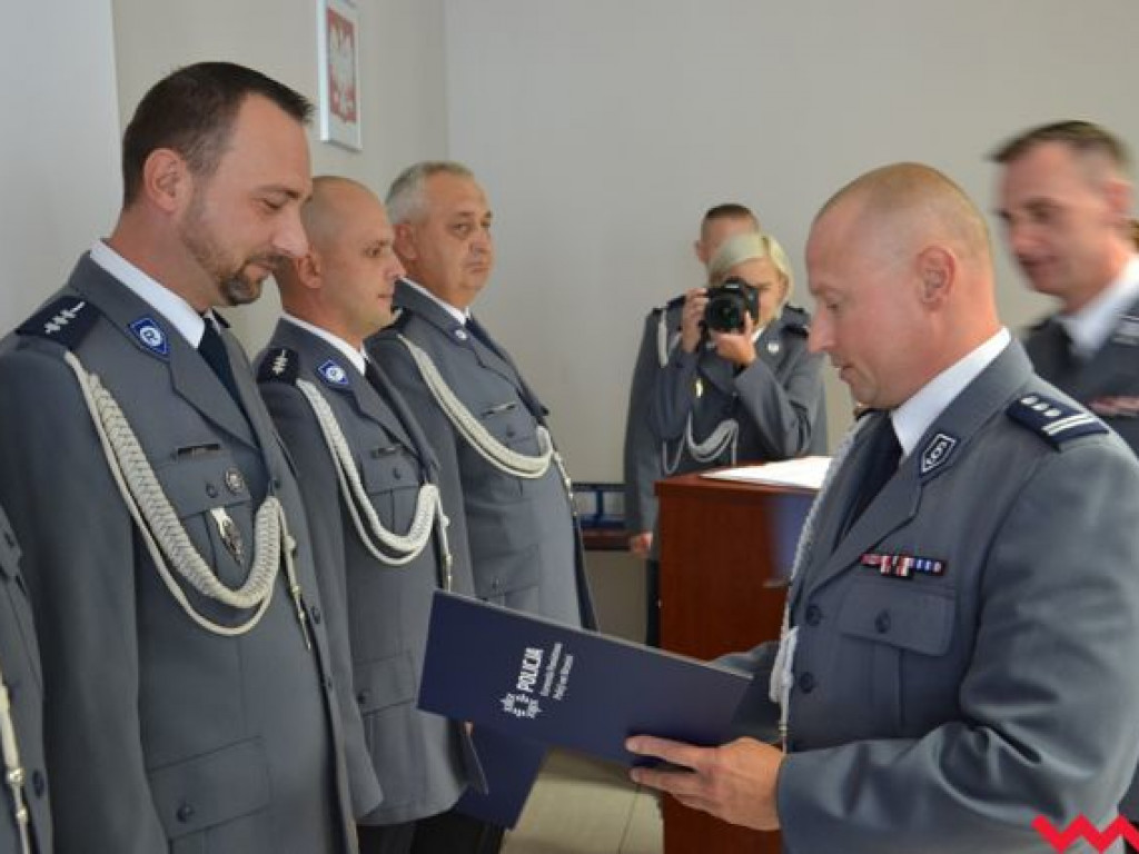 Święto Policji. Burmistrz z nietypowym prezentem, a wicestarosta chce BMW na drogach powiatowych