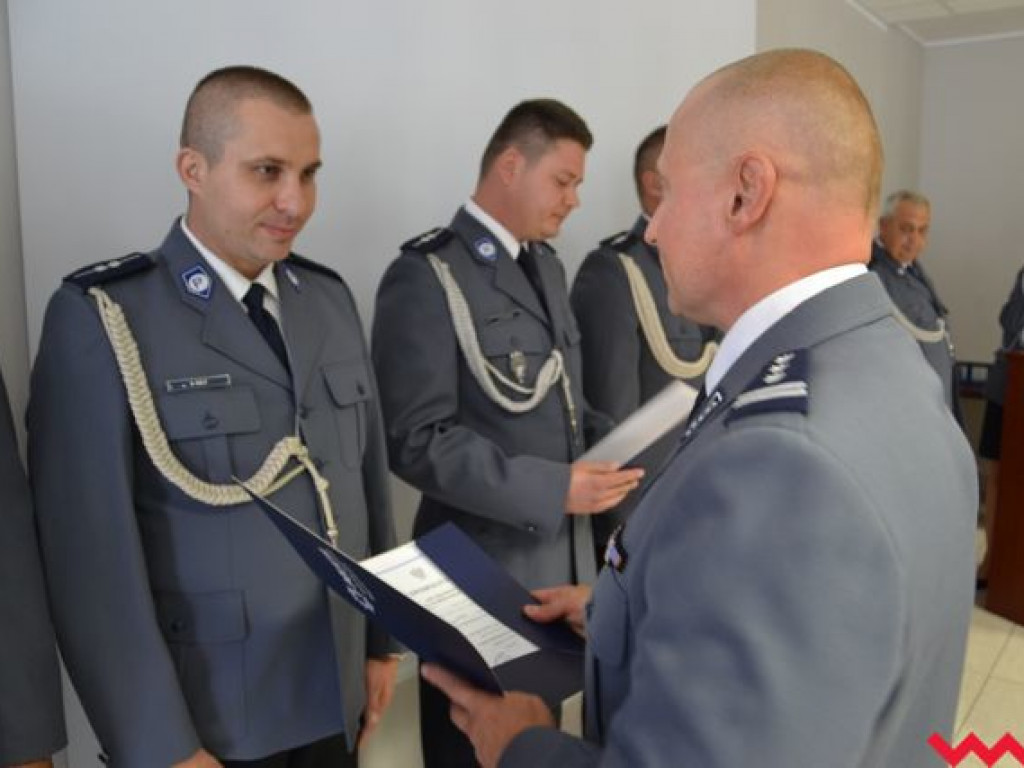 Święto Policji. Burmistrz z nietypowym prezentem, a wicestarosta chce BMW na drogach powiatowych
