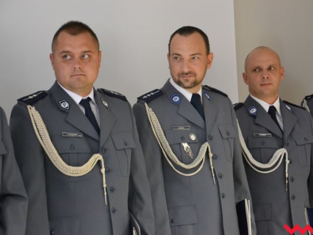 Święto Policji. Burmistrz z nietypowym prezentem, a wicestarosta chce BMW na drogach powiatowych