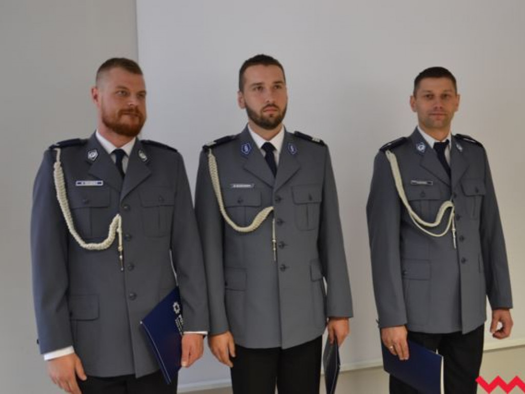 Święto Policji. Burmistrz z nietypowym prezentem, a wicestarosta chce BMW na drogach powiatowych