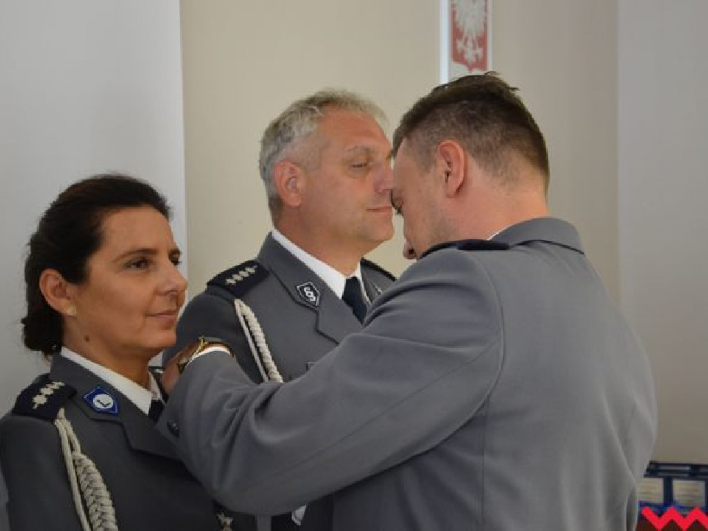 Święto Policji. Burmistrz z nietypowym prezentem, a wicestarosta chce BMW na drogach powiatowych
