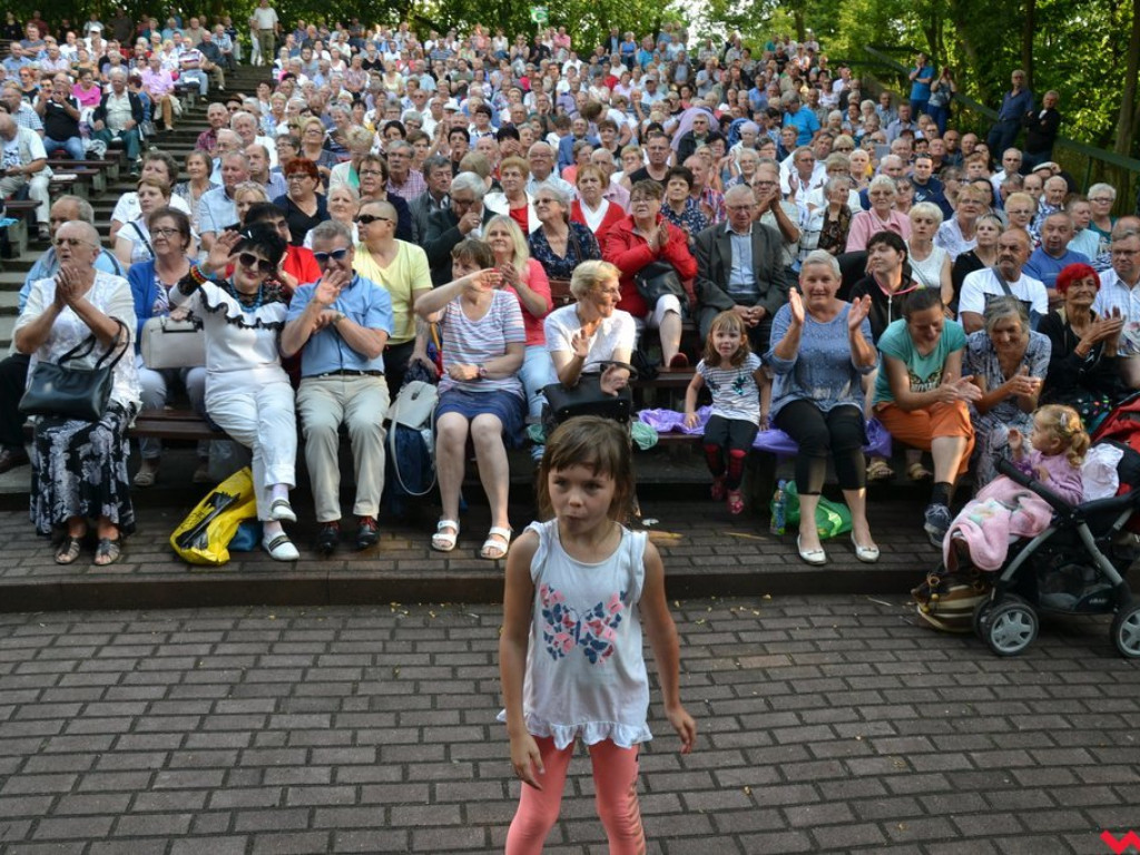 Miłośnikom Śląskich Szlagierów niestraszne nawet burze