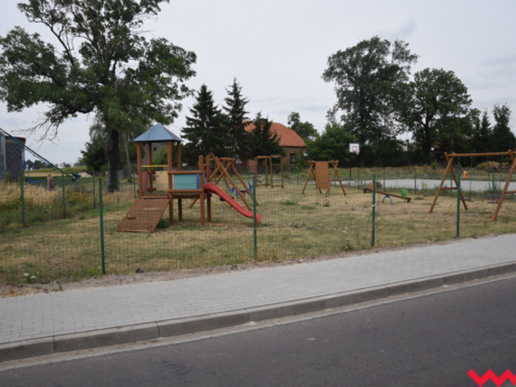Nowy odcinek chodnika w Krzywej Górze. Mieszkańcy postawili na swoim