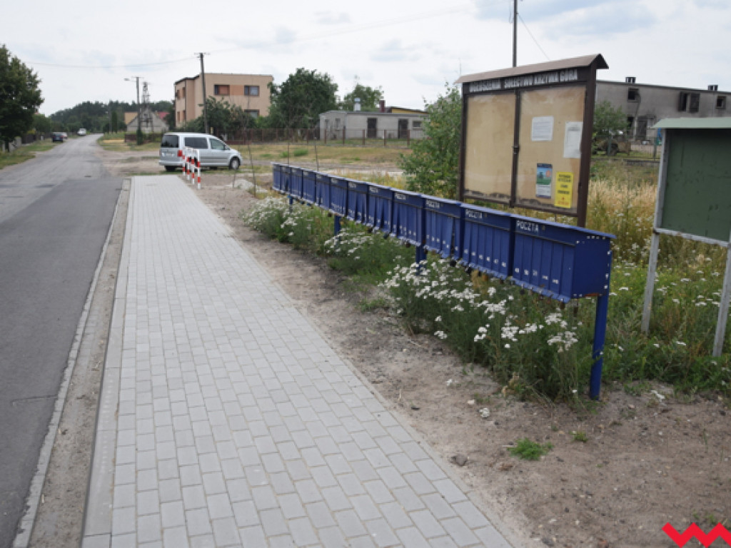 Nowy odcinek chodnika w Krzywej Górze. Mieszkańcy postawili na swoim