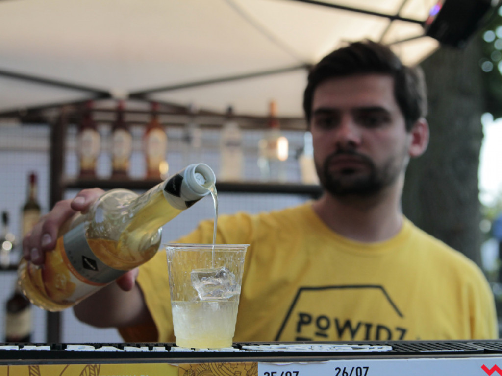 Trwa Powidz Jam Festiwal. Święto muzyki nad Jeziorem Powidzkim.
